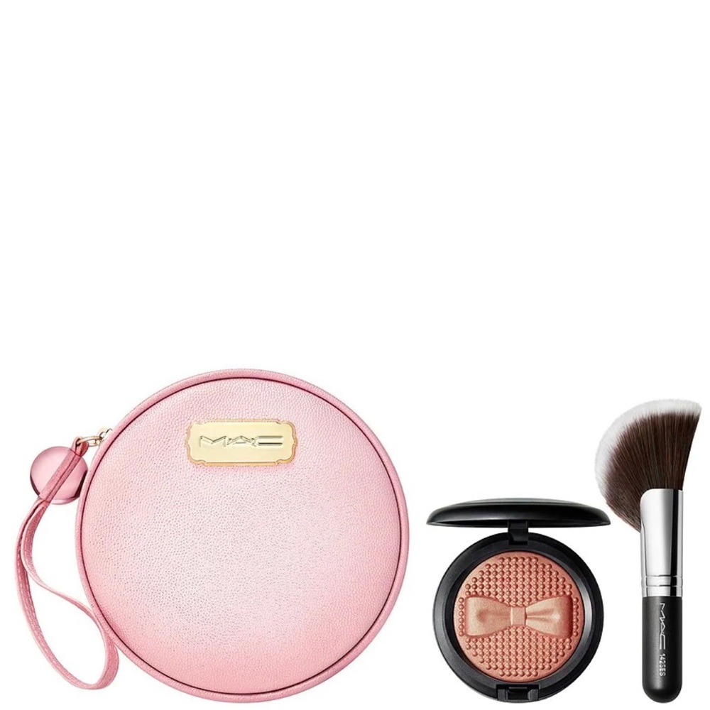 Brand new limited edition MAC Indulgent Glow Face Kit in Rosé